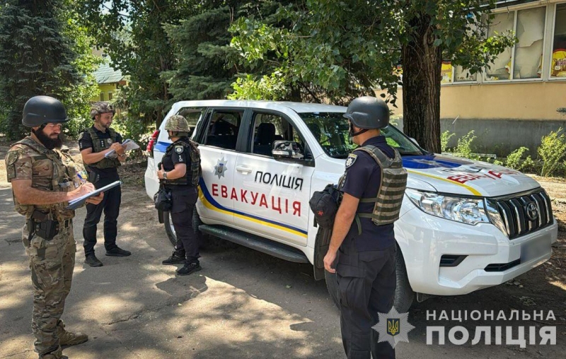 У Гуляйполі окупанти атакували дроном евакуаційне авто: постраждав поліцейський