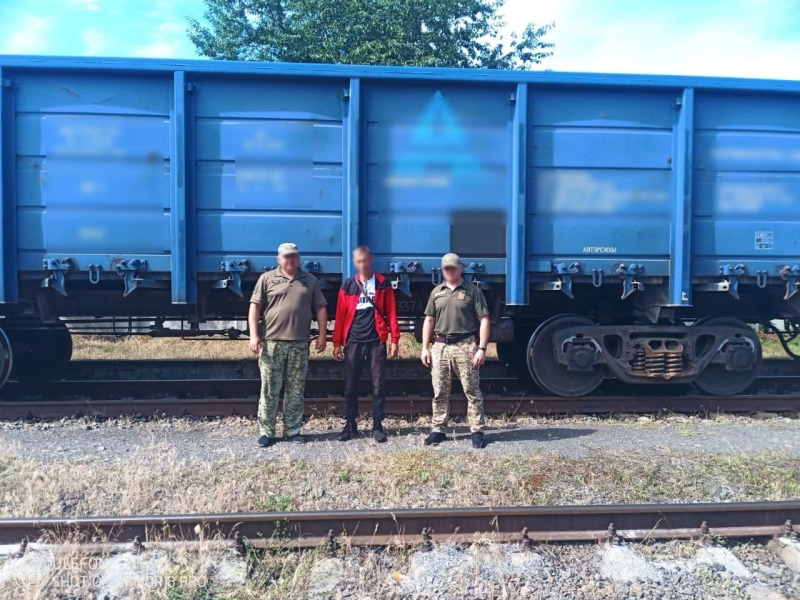 На Вінниччині затримали чоловіка, який у вантажному потязі намагався потрапити до Молдови