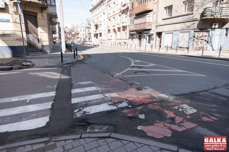 Потрібно 340, а є 25: Смушак назвав, скільки потрібно мільйонів на ремонт франківських доріг