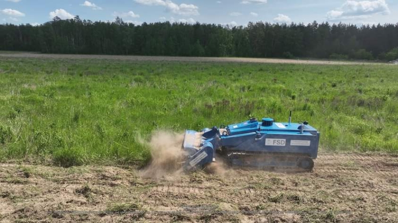 Розмінування на Донеччині може затягтися на роки. Проблему допомагає вирішити фонд зі Швейцарії